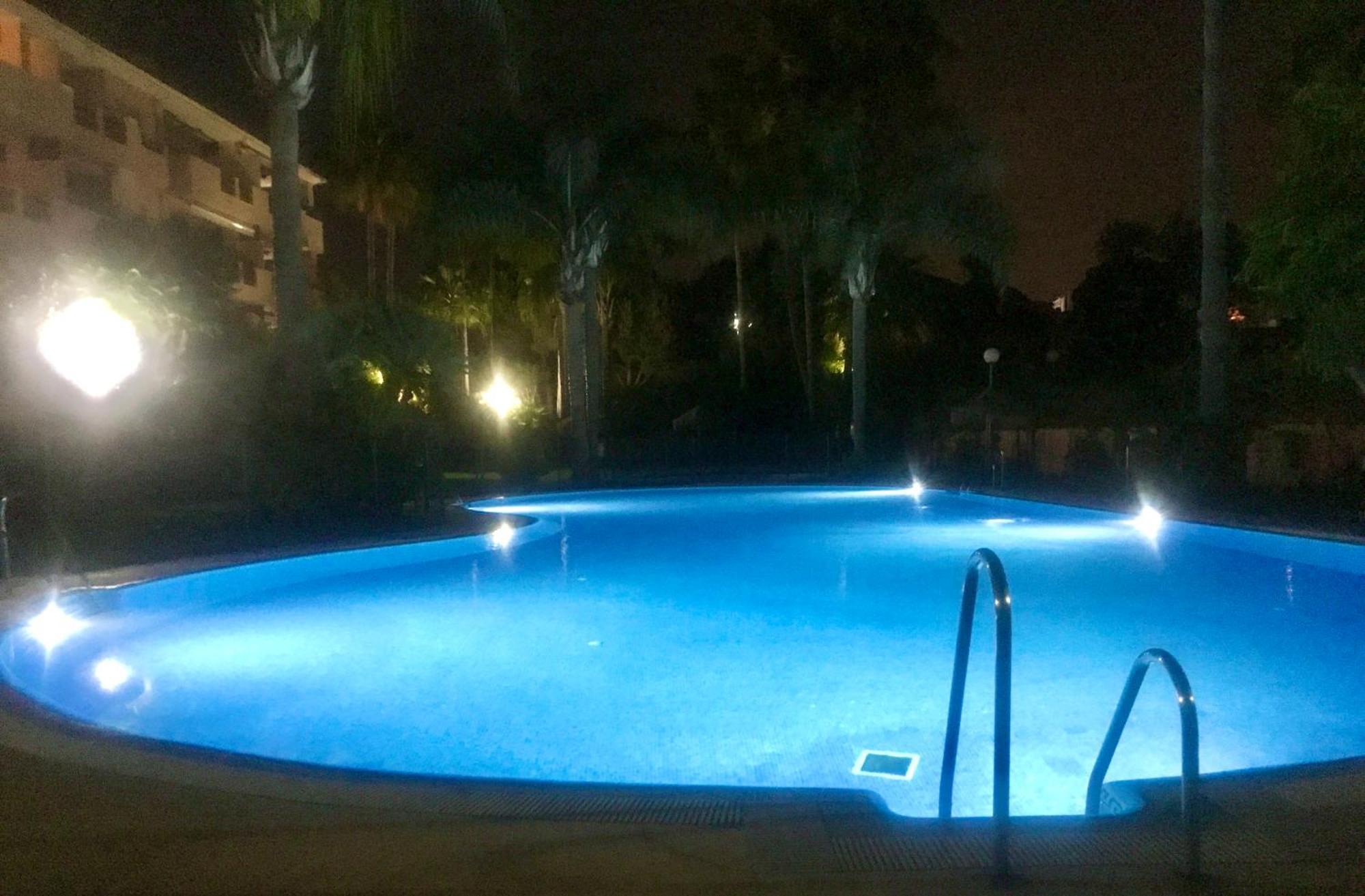 Two Bedrooms In Cabopino Apartamento Marbella