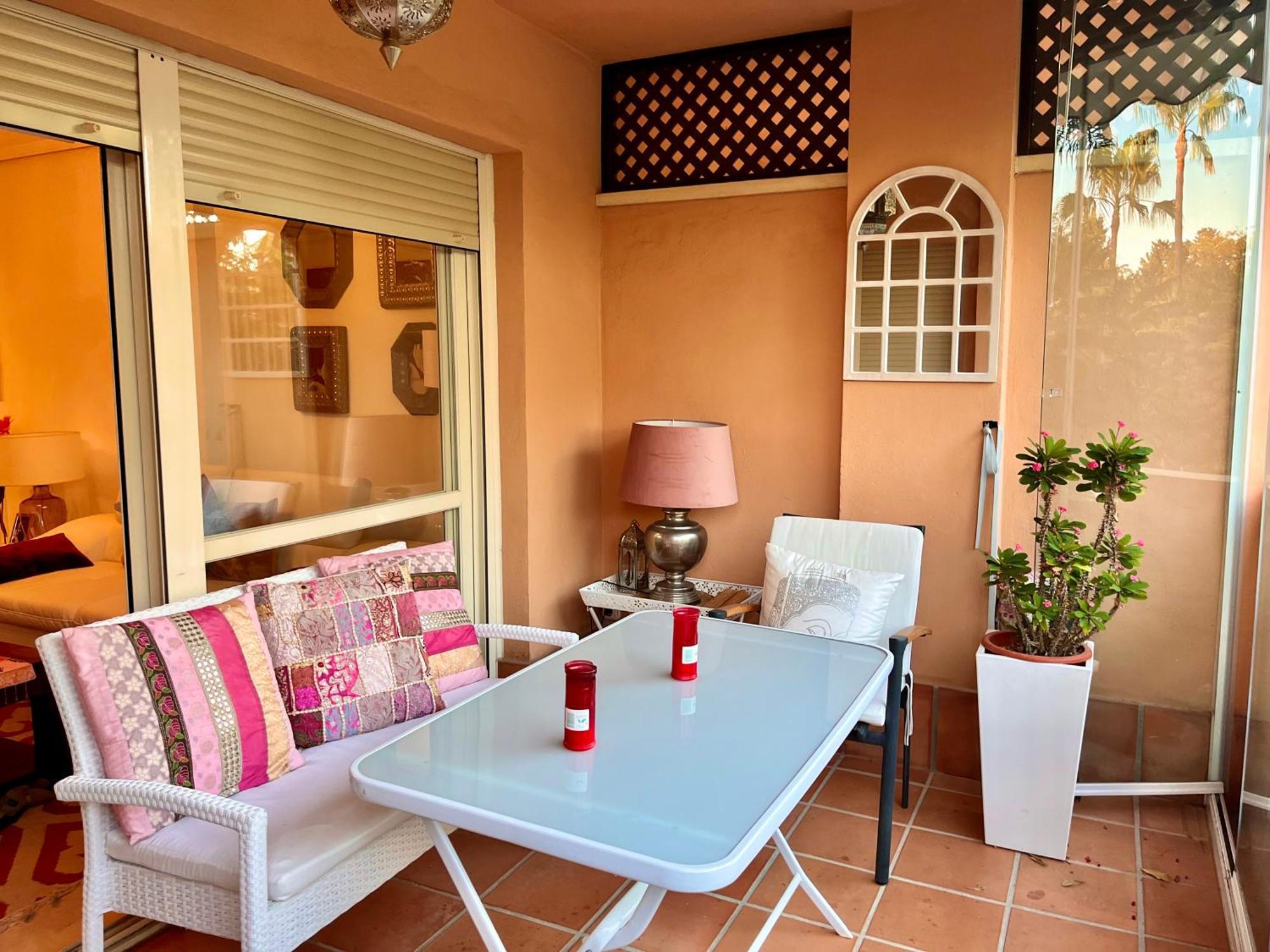 Two Bedrooms In Cabopino Apartamento